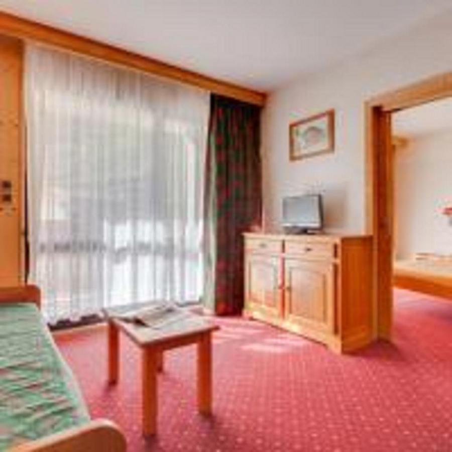 Vacancéole - Résidence Cabourg Mont-de-Lans Extérieur photo